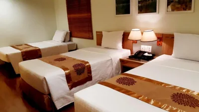 高级三人房（3张单人床） — Vien Dong Hotel - Near Bui Vien Walking Street